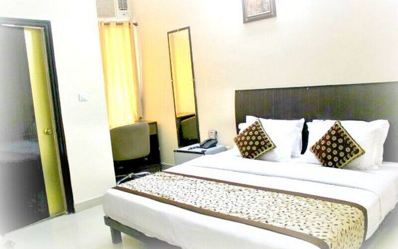 DLF Cyber City Service Apartments, Gurgaon 4